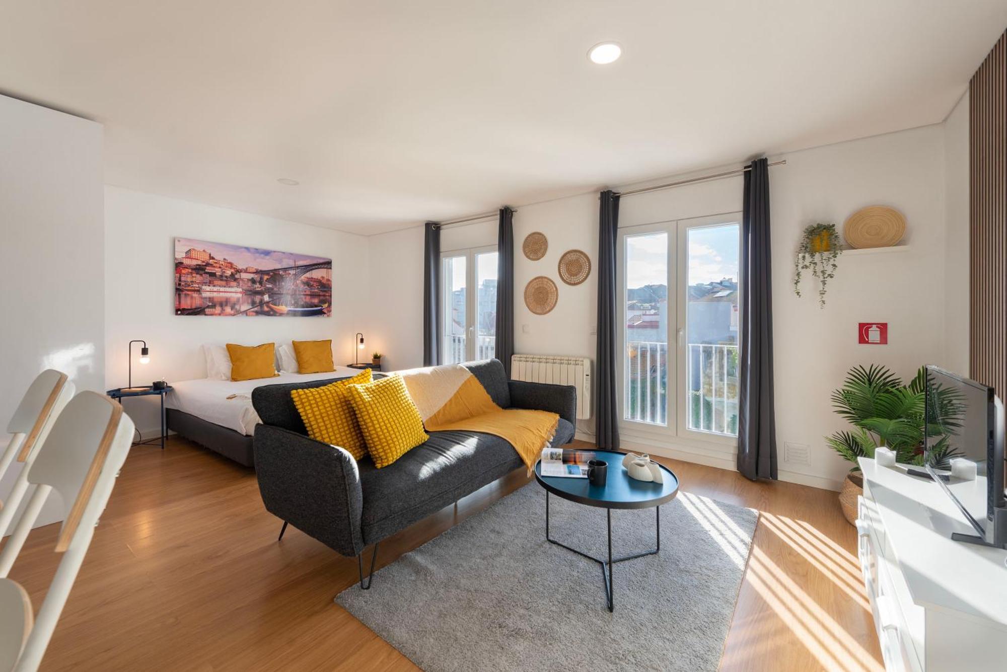 Joivy Olimpio Studio In The Heart Of The City Apartment Porto Luaran gambar
