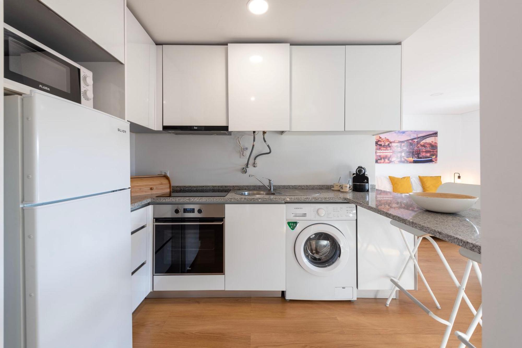 Joivy Olimpio Studio In The Heart Of The City Apartment Porto Luaran gambar